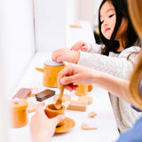 ICONIC TOY - TEASET