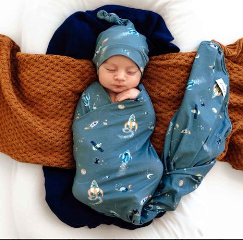 Rocket Organic Jersey Wrap & Beanie Set
