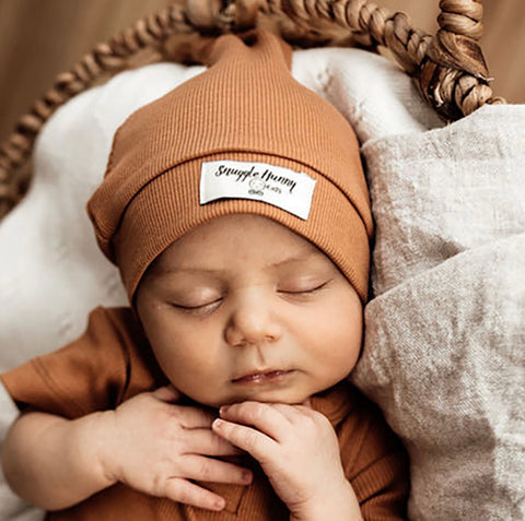 Chestnut Ribbed Knotted Beanie