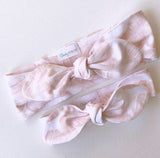 BLUSH MONSTERA PALM PRINT TOP KNOT HEADBAND
