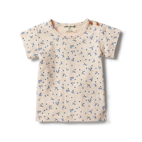 Hug & Kisses Short Sleeve Tee
