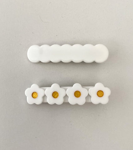 Vintage Flower Clips- White